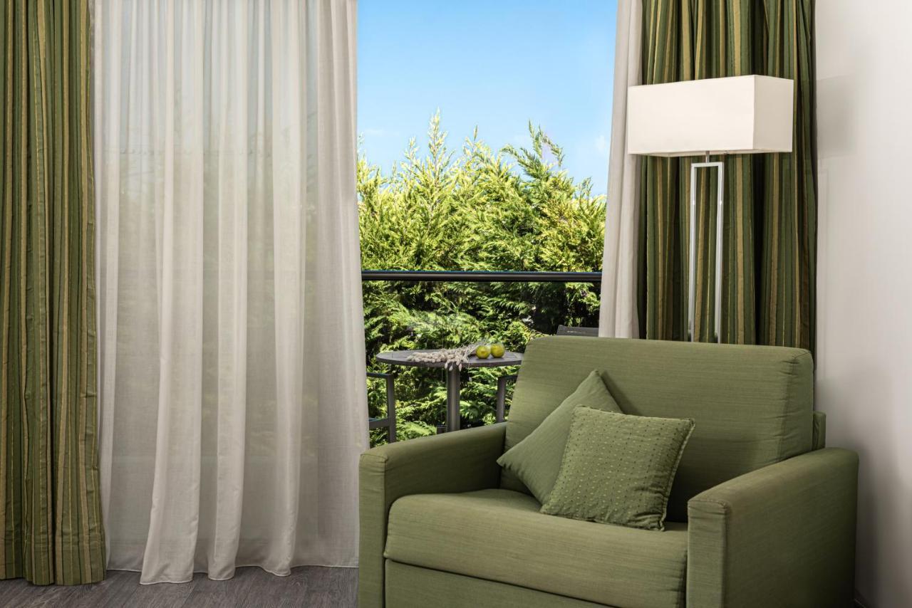 Minos Mare Royal Hotell Platanes  Exteriör bild