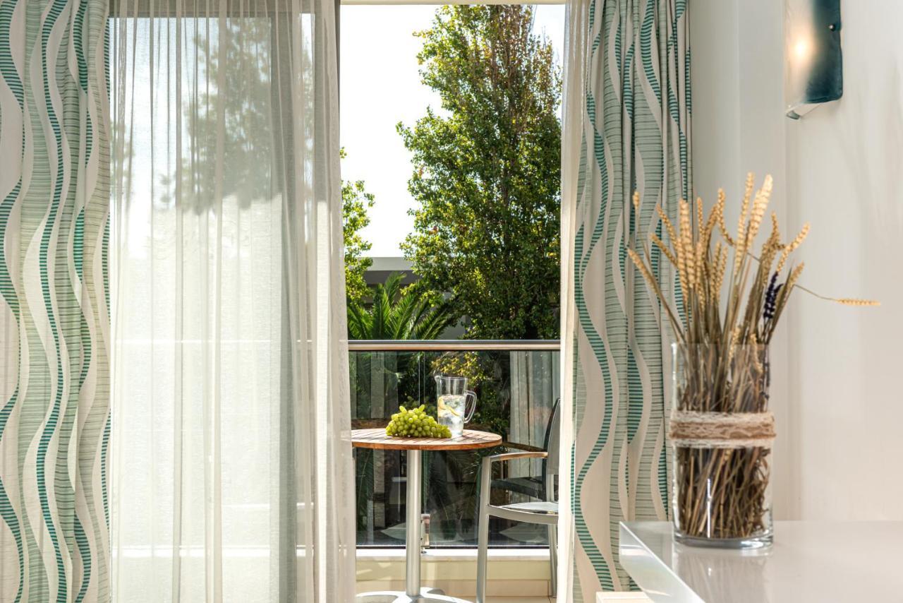 Minos Mare Royal Hotell Platanes  Exteriör bild